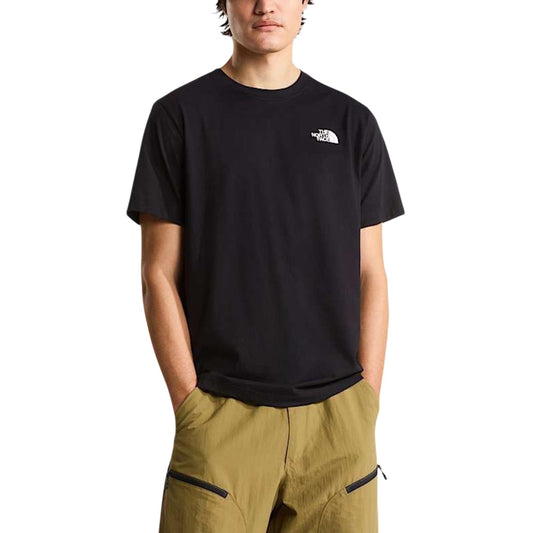 T-shirt The North Face uomo nera con stampa logo manica corta scollo tondo 100% cotone - vista frontale indossata da modello figura intera