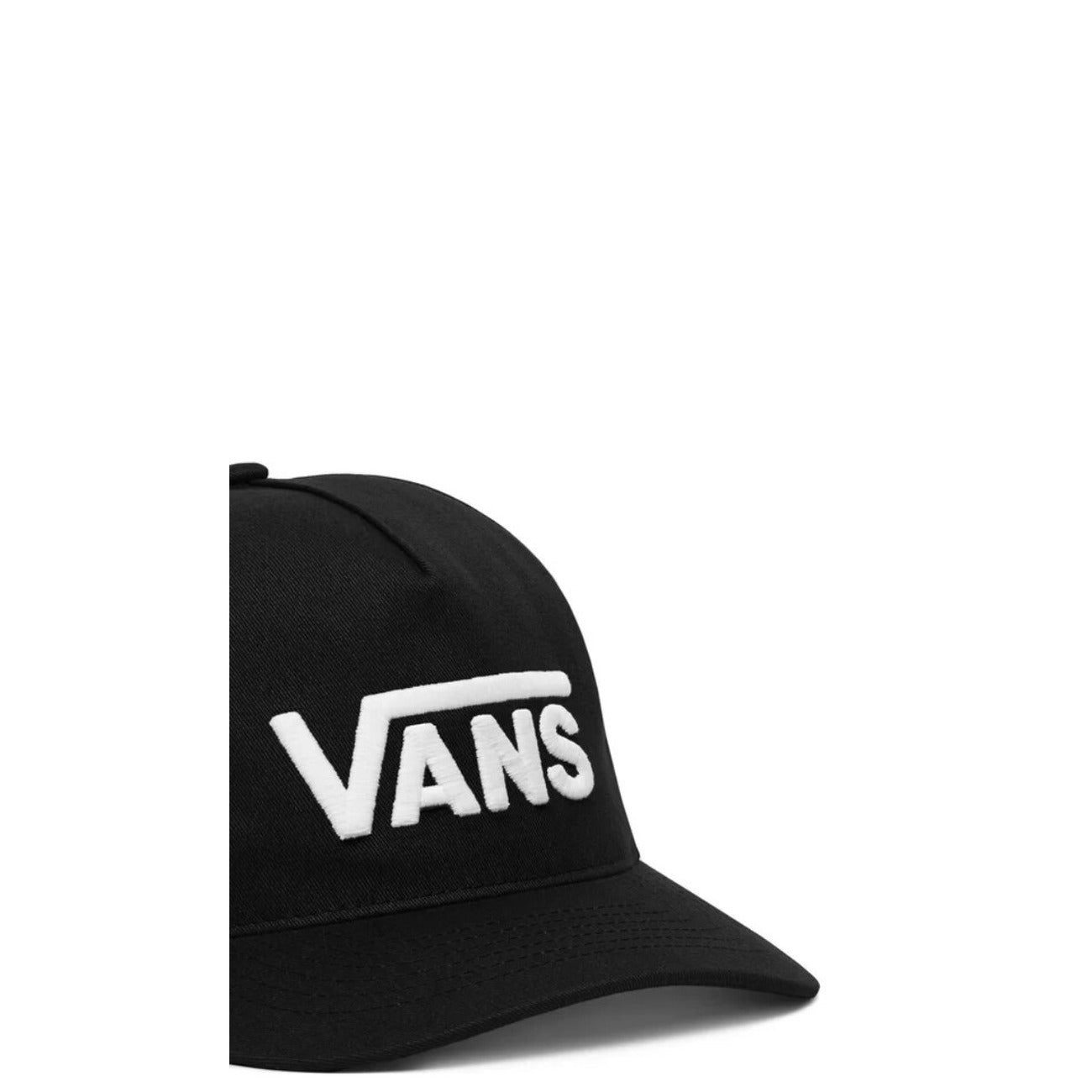 Cappellino Vans Drop V; 5 pannelli, 100% cotone, visiera curva, logo ricamato, chiusura regolabile. Stile classico Vans.