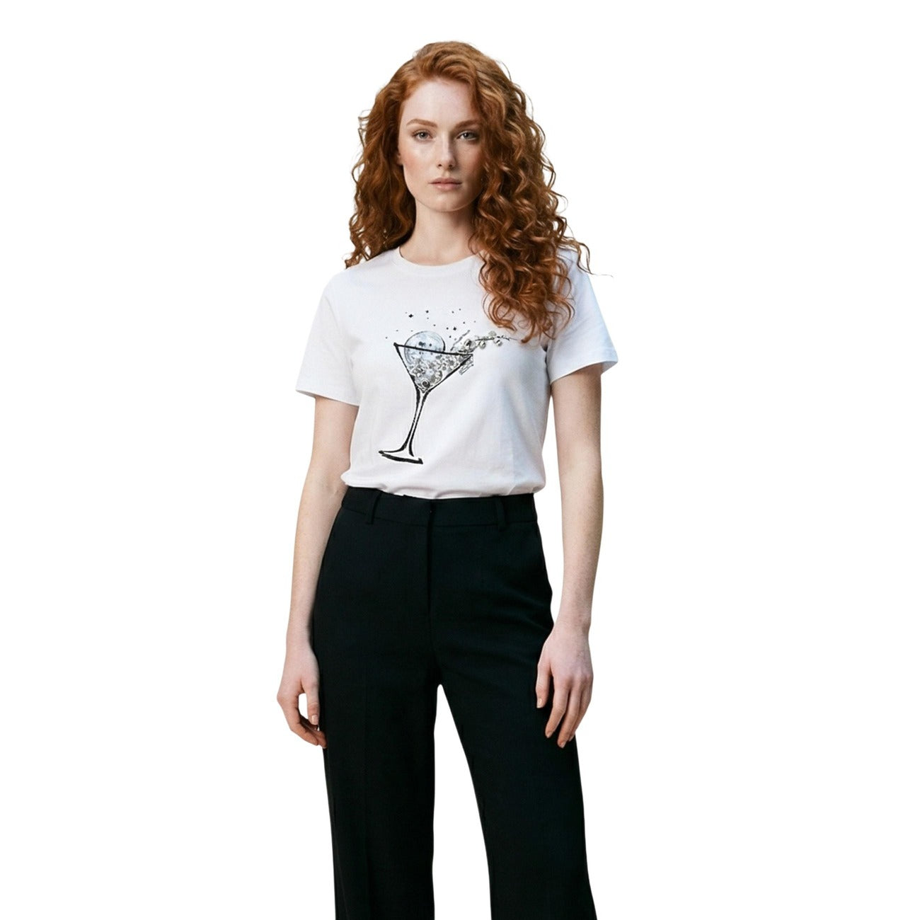 Liu Jo T-shirt bianca Cocktail Brillante WA6237; 100% cotone, stampa con dettagli luminosi, scollo tondo. Qualità premium e stile contemporaneo. Vista frontale 