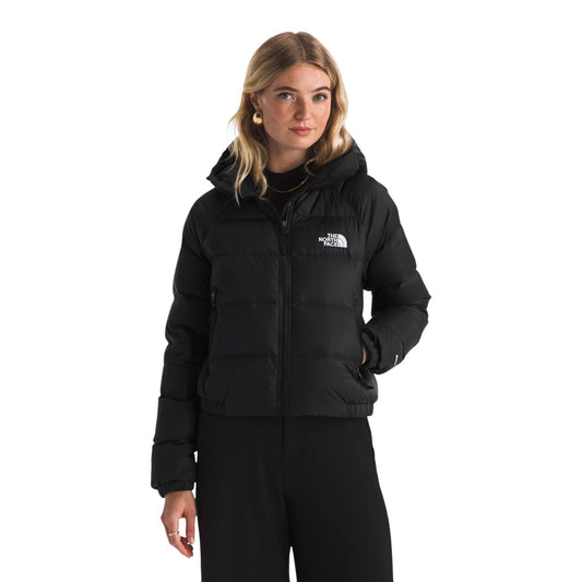 Piumino nero con cappuccio donna The North Face Hydren Down NF0A5GGG. Giacca invernale imbottita con logo bianco ricamato, cerniera full zip, tasche con zip e bordi elasticizzati antivento.