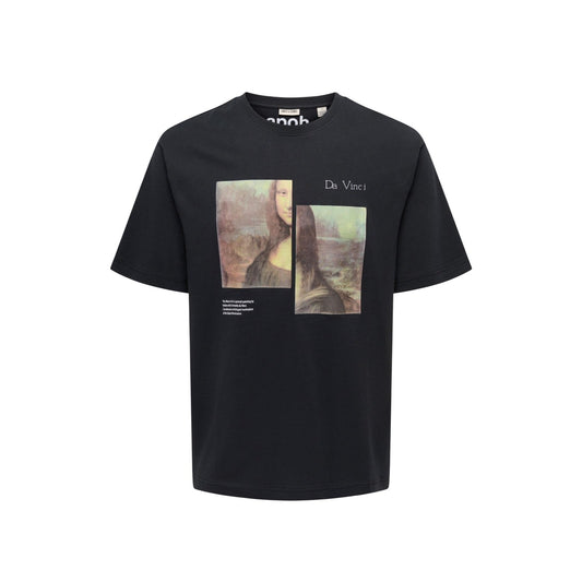 Only & Sons T-shirt nera ONSMONALISA; maglietta grafica relaxed fit in jersey di cotone elasticizzato, stile casual ironico e massimo comfort per l'uso giornaliero. Vista stesa
