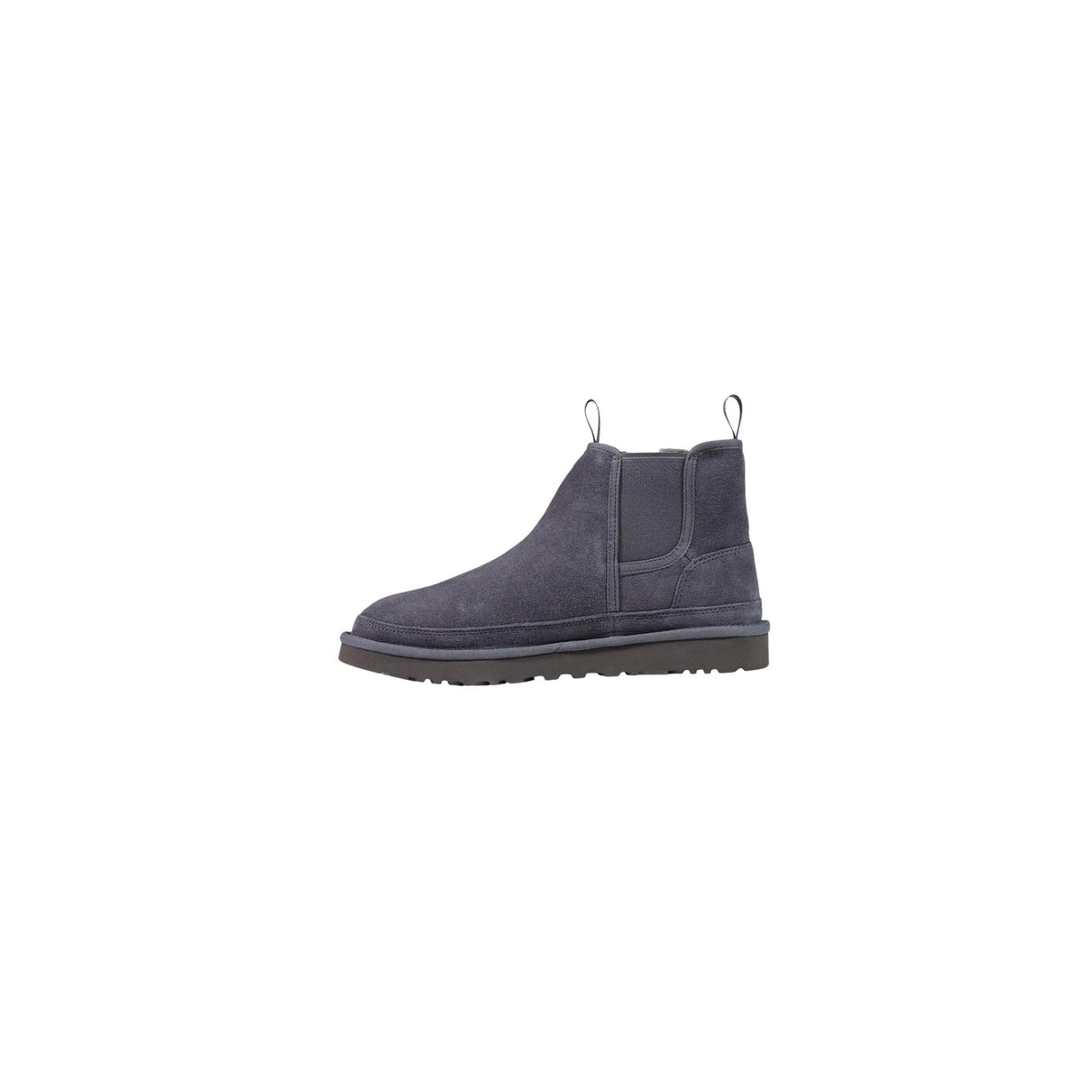 Stivaletti uomo UGG – Scarpe chukka camoscio con fodera in lana UGGplush 1121644.