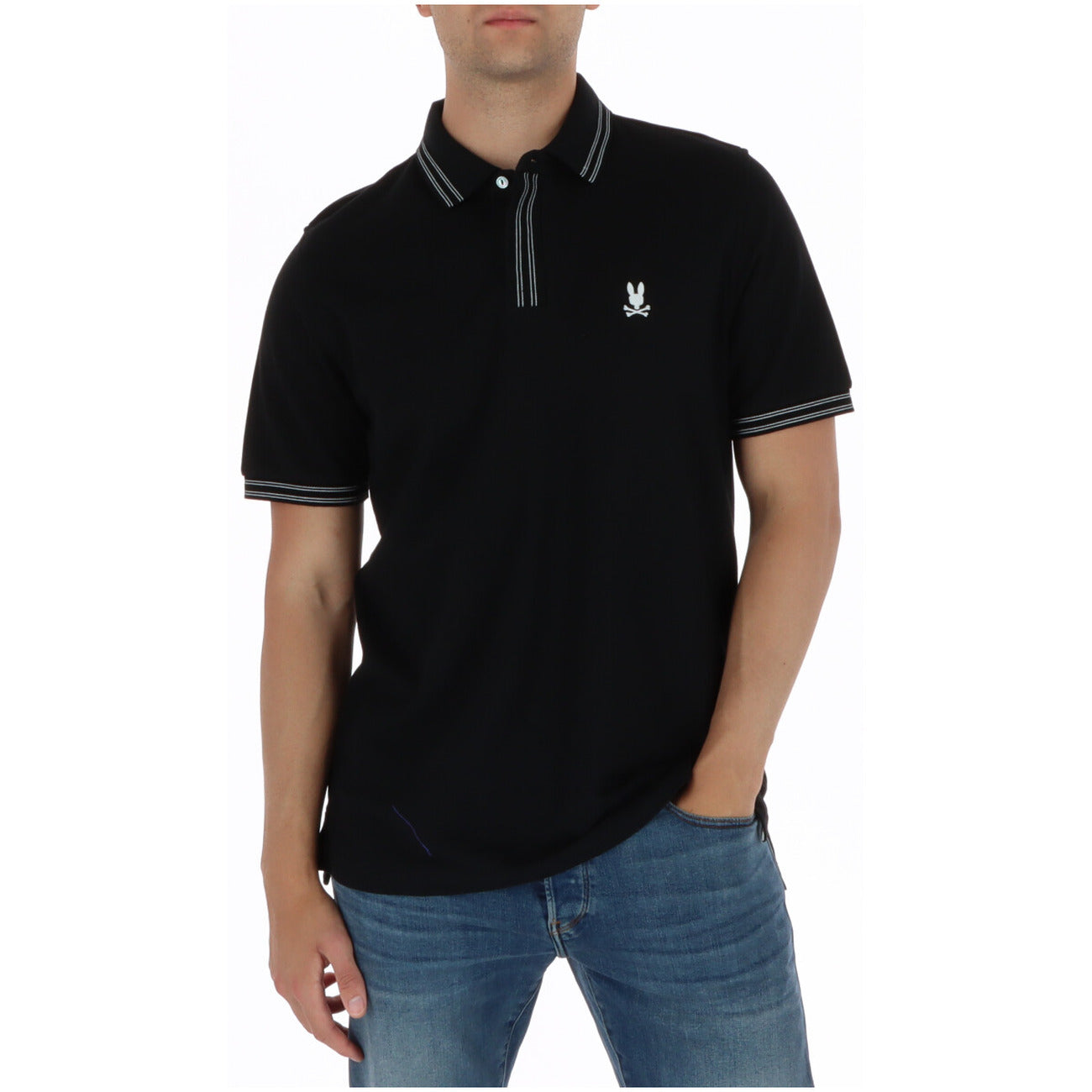 Polo Psycho Bunny nera; 100% Cotone Pima. Logo ricamato, bordature a contrasto, vestibilità classica con orlo a coda di tennis. Tessuto ultra-morbido e traspirante, ideale per la stagione Primavera/Estate.