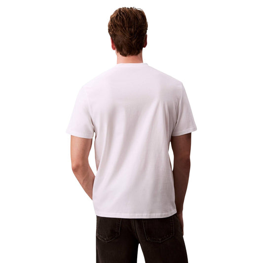 T-shirt CK Jeans Bianca; 100% Cotone. Regular fit, stampa logo frontale, girocollo. Leggera, versatile e traspirante per la stagione calda. Vista posteriore 