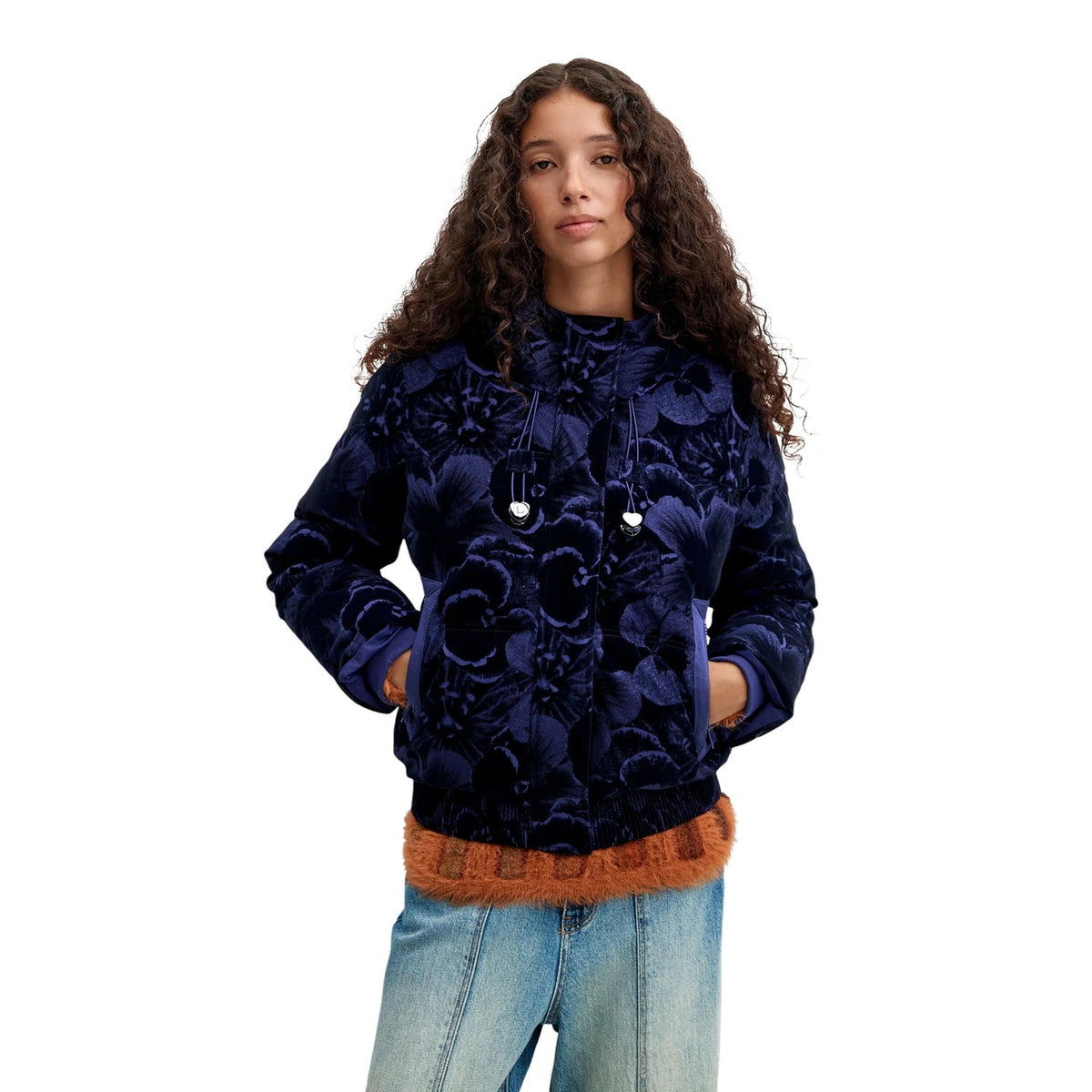 Piumino corto donna Desigual – Giubbotto trapuntato blu stampa floreale 26WWEW385000.