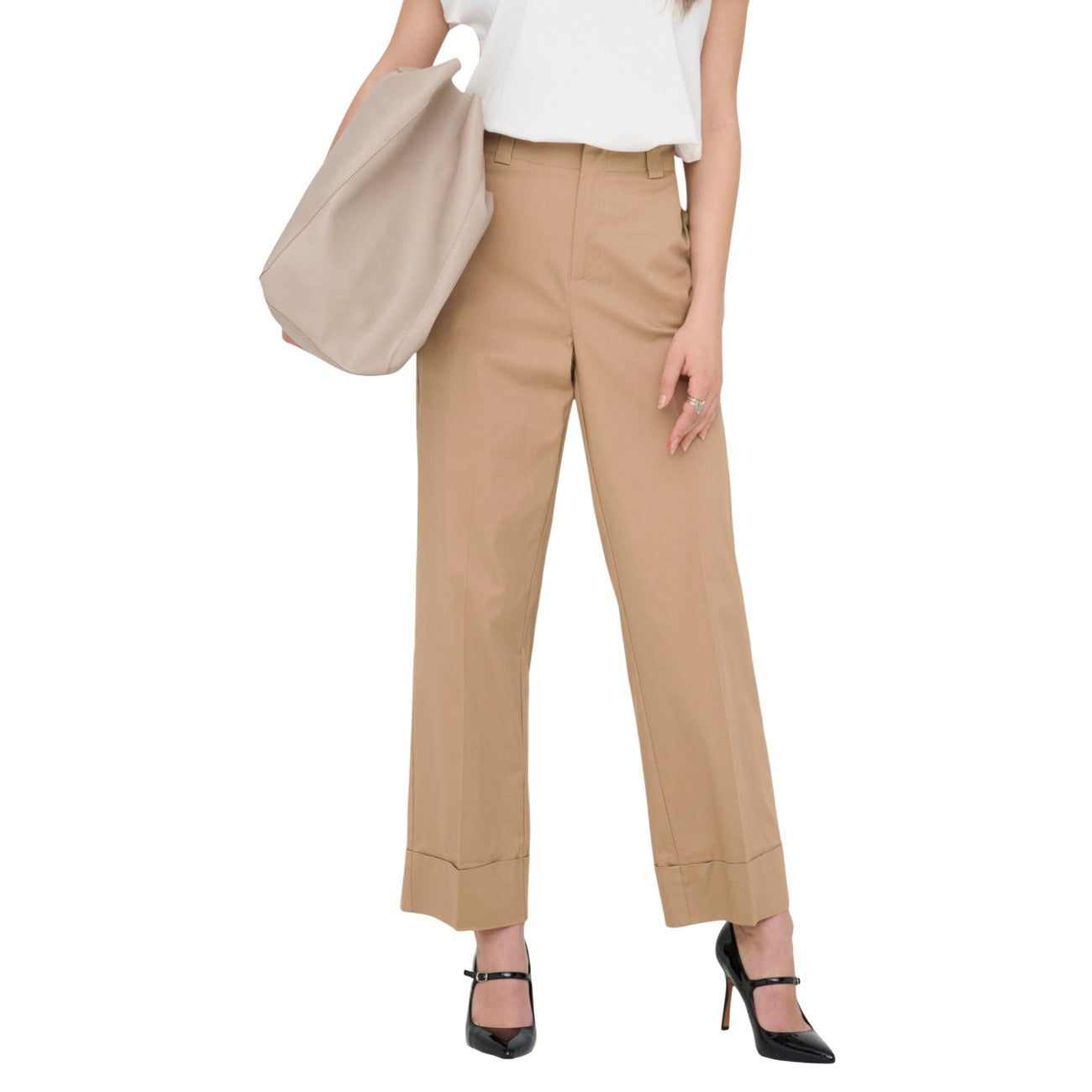 Pantaloni chino cropped beige scuro Only Onlrosalie, 98% cotone e 2% elastan, vita alta con cintura e linea dritta; stile versatile per outfit casual-chic e professionali. Vista frontale 
