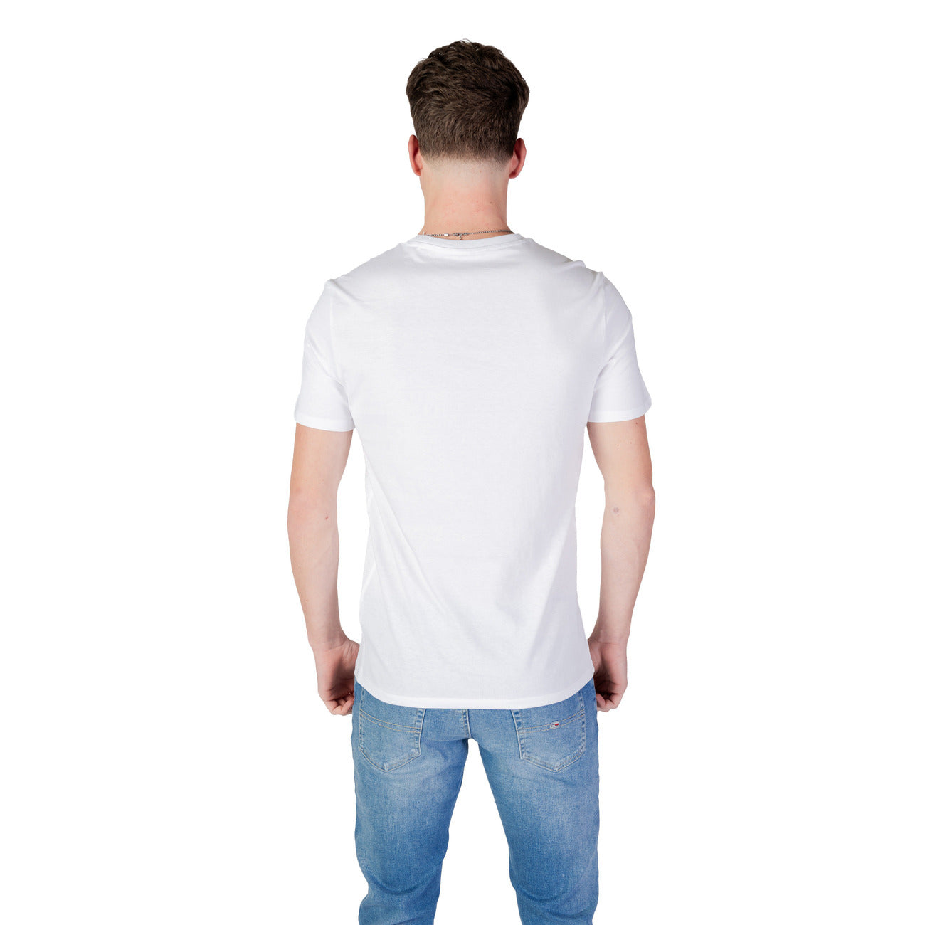 T-shirt Guess SS ORIGINAL LOGO uomo bianca con stampa maniche corte scollo tondo 100% cotone - vista posteriore retro indossata da modello