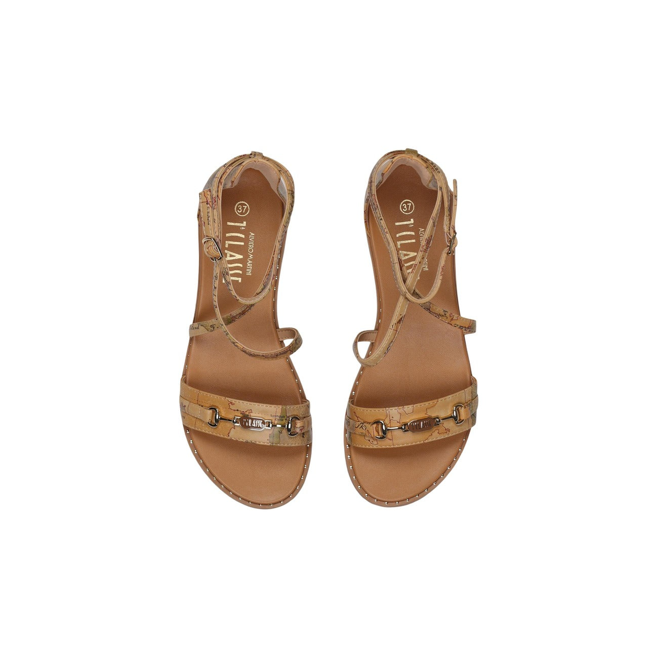 Only Onllinda Bermuda Sartoriali; Beige Melange. 50% Poliestere Riciclato, 3% Elastam. Vita alta, pieghe frontali, chiusura con gancio e zip. Stile elegante e leggero per la stagione estiva. Vista frontale 