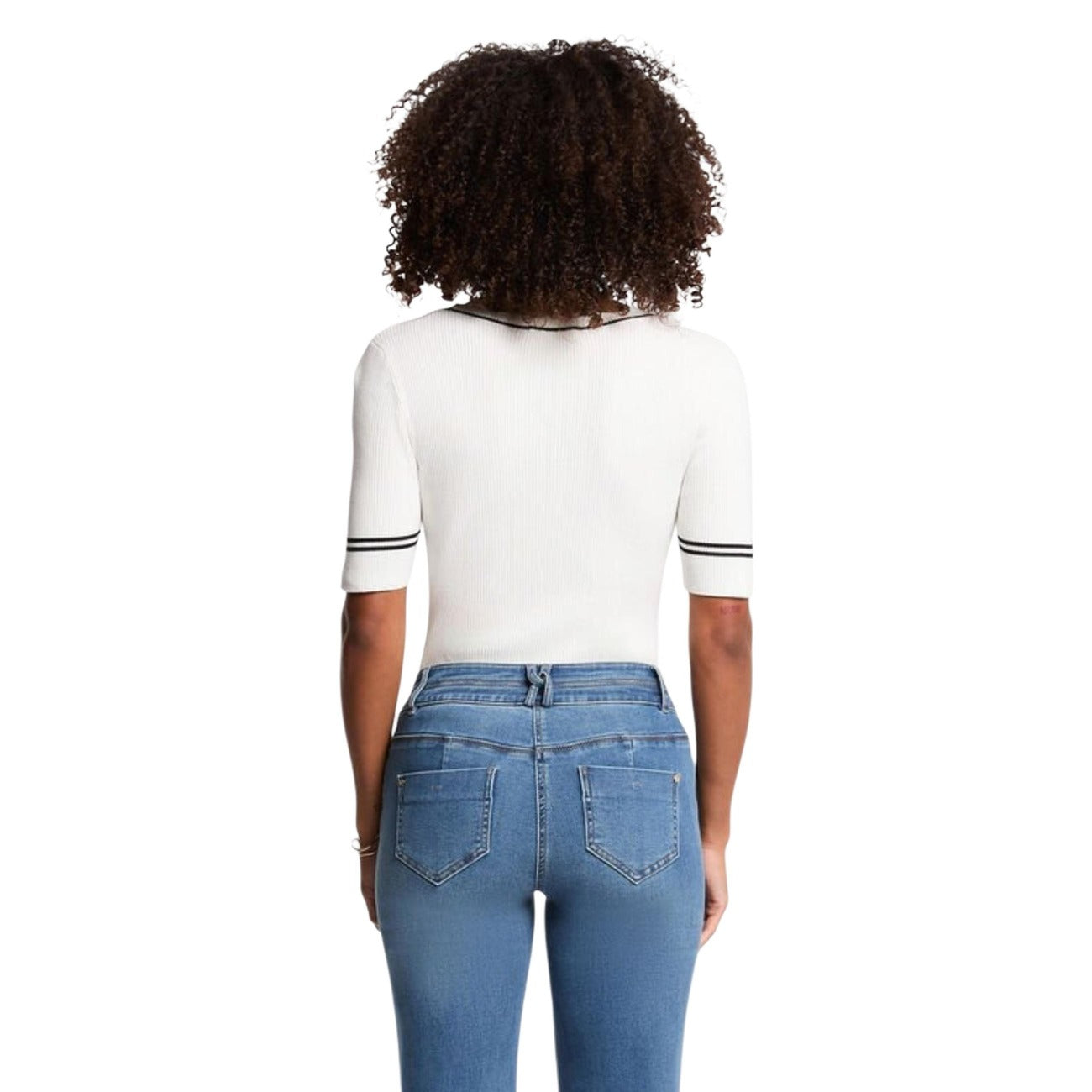 Dettaglio maglia Morgan De Toi donna bianca con scollo a V e vestibilità regular fit
