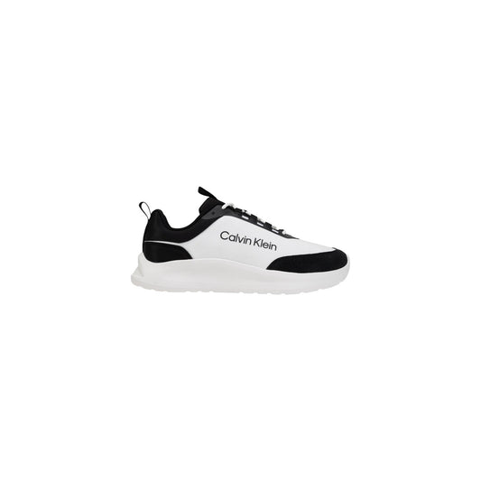 Sneakers Nere Calvin Klein; 100% Poliestere Riciclato. Maxi logo laterale, suola 3 cm, dettagli a contrasto. Leggere, traspiranti e sostenibili. Il tocco iconico per il tuo stile quotidiano. Vista laterale 