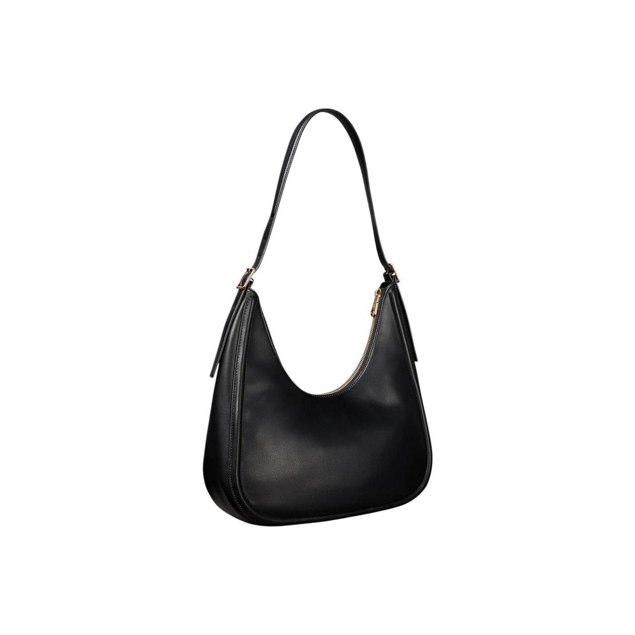 Borsa Mezzaluna Calvin Klein Bold; Nero. 100% Poliuretano morbido, stile hobo a spalla, chiusura zippata, logo CK in rilievo. Dimensioni medie (33 cm), design iconico e versatile 4 stagioni. Posteriore 