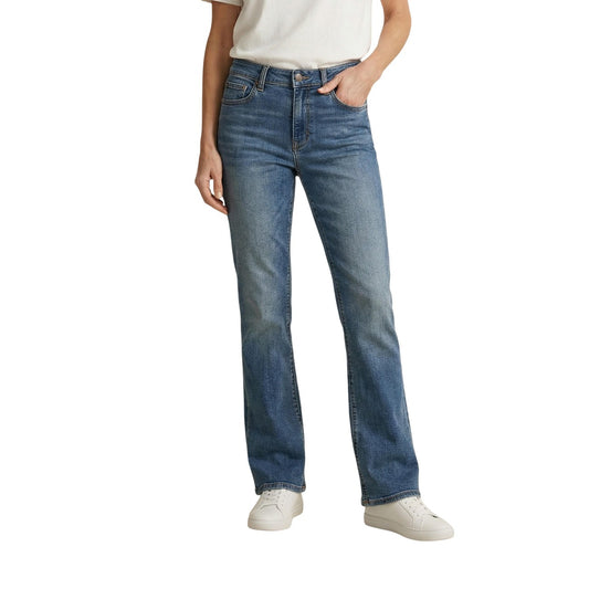 Levi's® 725 High Rise Bootcut; jeans a vita alta con fondo svasato. Tessuto confortevole modellante, stile vintage-chic. Vista frontale 