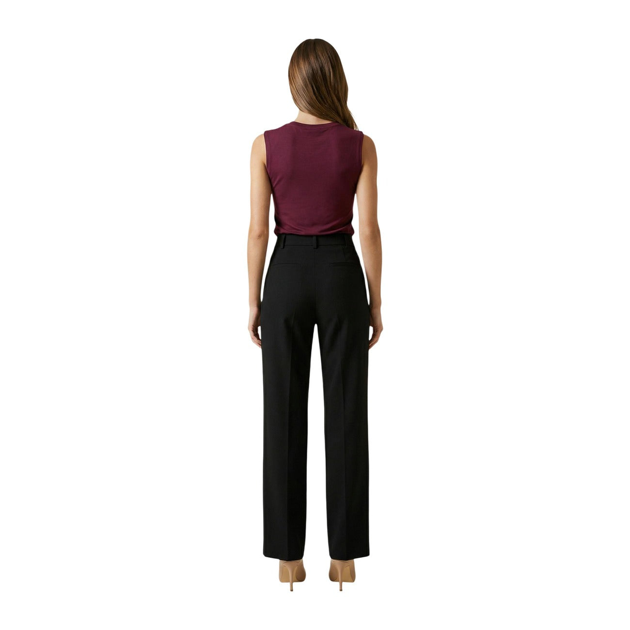 Top Only Hannah Waterfall; 67% Viscosa, 33% Poliestere. Scollo a cascata, tessuto fluido e leggero, senza maniche. Canotta donna elegante e versatile per primavera/estate Vista posteriore 