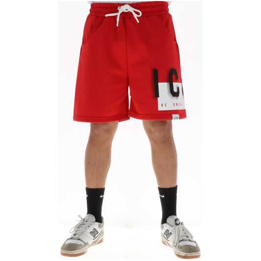 Bermuda ICON IUT0280; 87% cotone, 13% poliestere. Colore rosso, maxi logo bianco, chiusura a lacci. Shorts sportivi premium Made in IT, traspiranti e iconici. vista frontale 