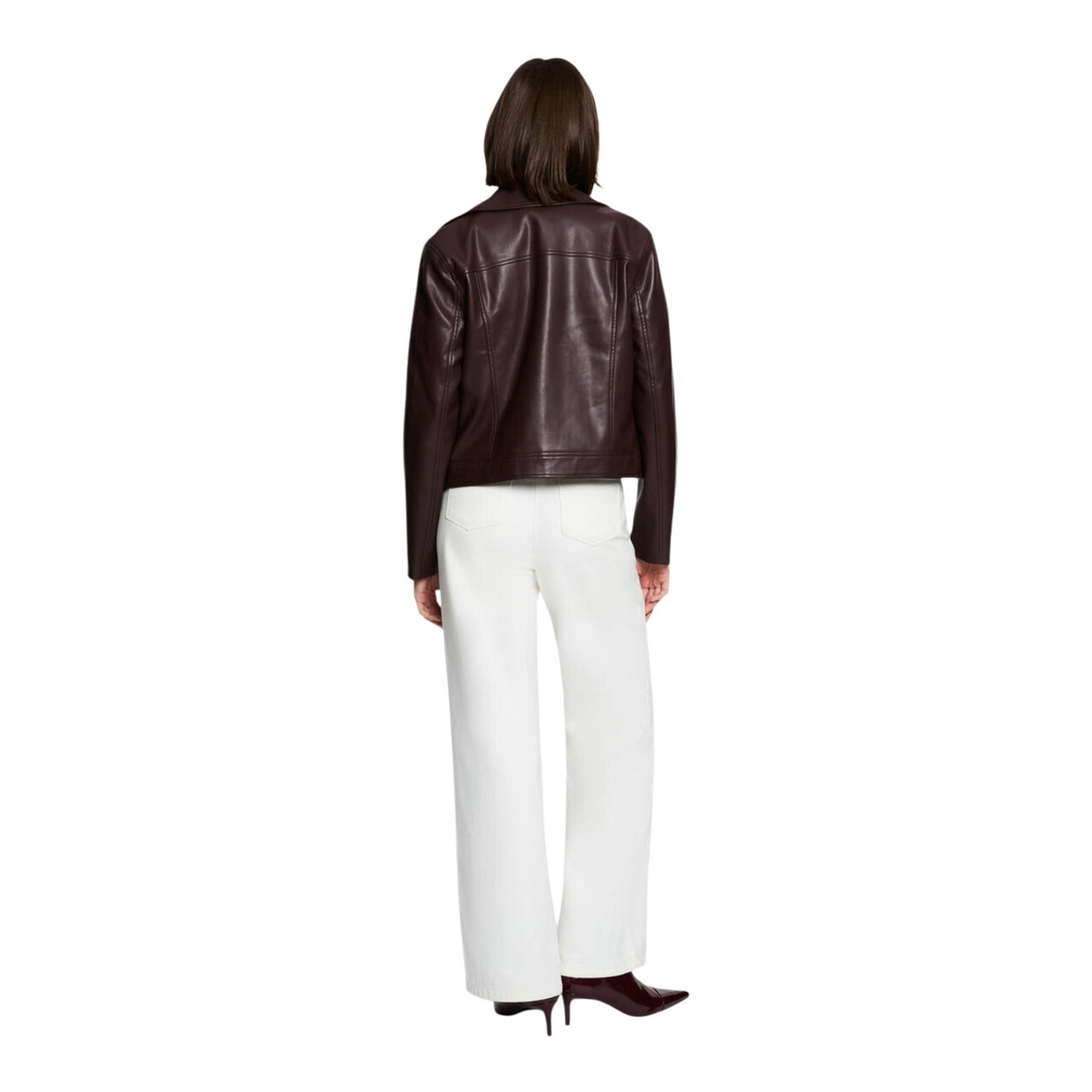Giacca Morgan De Toi donna bordeaux 262-GEFF. Chiodo corto stile biker in ecopelle con doppia cerniera, tasche laterali con zip, bottone dorato e colletto a rever, giubbotto leggero mezza stagione.