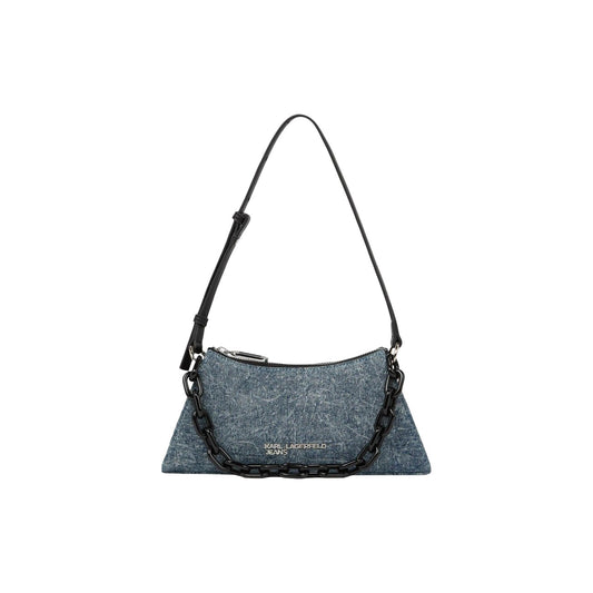Borsa Denim Geometrica; 38% Cotone, 50% Poliestere. Dettagli catena, chiusura zip, logo K metallo. Borsa spalla donna effetto lavato, compatta e grintosa per la PE26. Vista frontale 