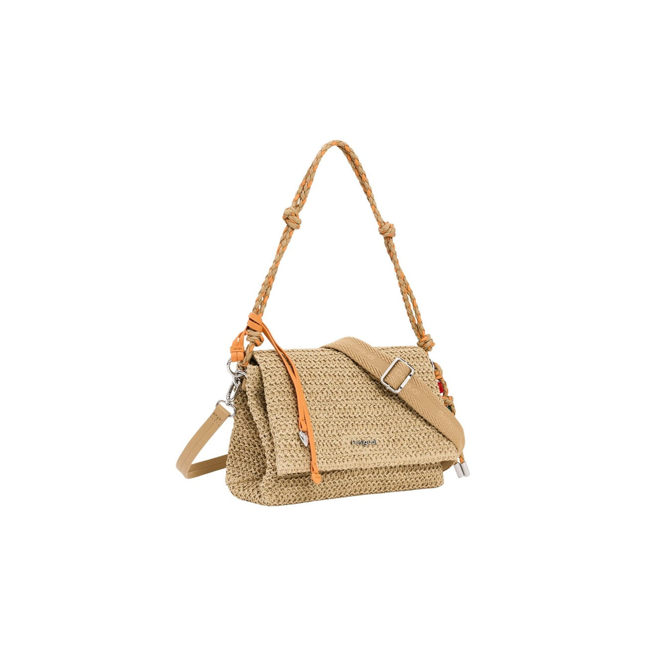 Borsa Desigual Rafia; tracolle intercambiabili, charms con portacarte, chiusura doppia, 100% cotone. Il mix perfetto tra stile artigianale e design contemporaneo.