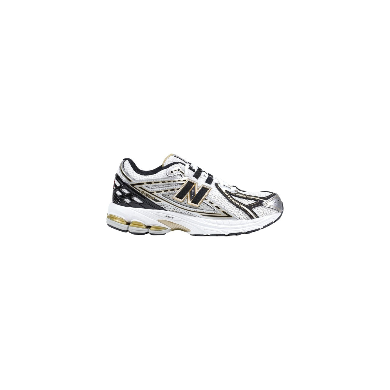 scarpa da ginnastica New Balance 1906R in colorazione argento metallizzato, bianco e nero. 
