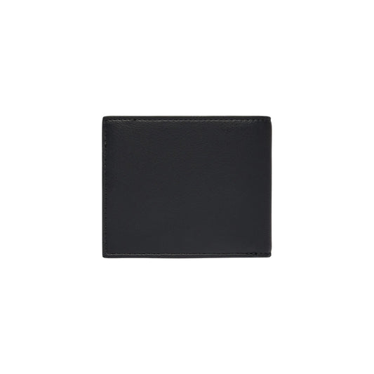 Portafoglio BOSS uomo nero sottile modello Jace 8cc. Portacarte compatto elegante in materiale riciclato nero con scomparti interni per 8 carte di credito e documenti, stile minimal, classico e formale.