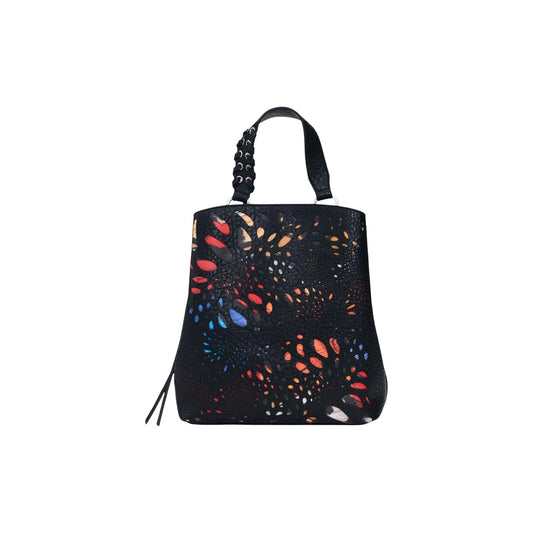 Zaino Desigual donna nero e multicolore modello BACK_NOTUS PRINT SUMY MIN. Mini zainetto in ecopelle nera con motivo geometrico traforato e colorato sul davanti, tasche con zip, spallacci regolabili e manico superiore, borsa zaino casual stile urban ed etnico.