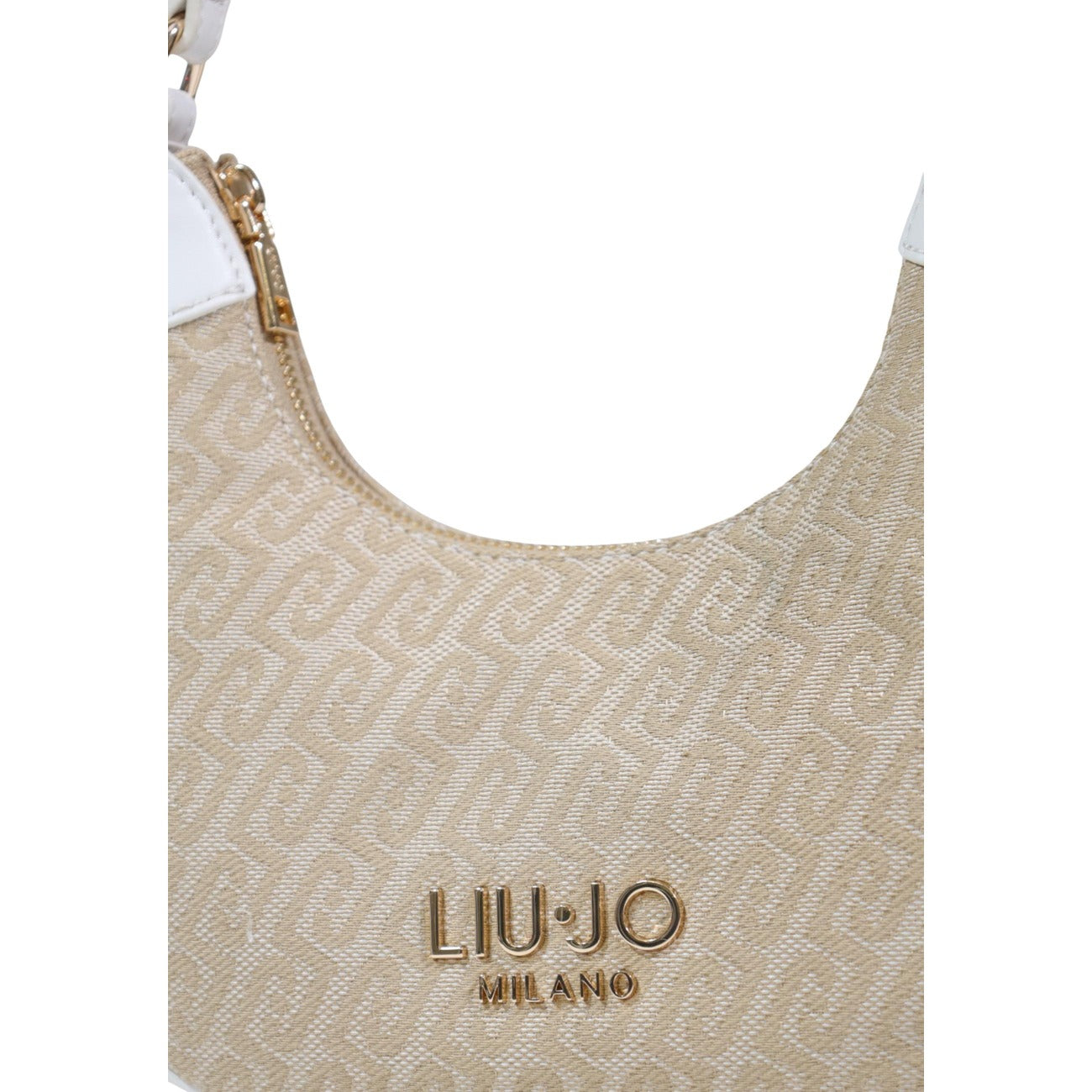 Borsa Hobo Liu Jo S; 100% Poliestere. Silhouette a mezzaluna, logo in rilievo, tracolla regolabile. Borsa donna piccola, leggera e di tendenza. Dettaglio logo e stampa 