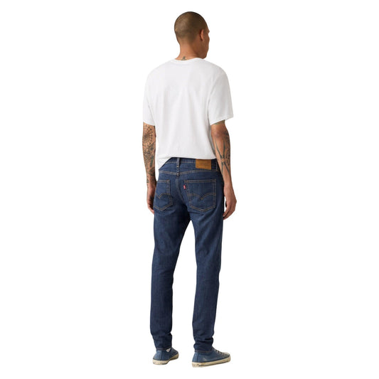 Jeans Levi's® 512™ Slim Taper Blu; denim elasticizzato ad alto comfort, vita regolare, fondo stretto. Lo stile slim evoluto. Vista posteriore 