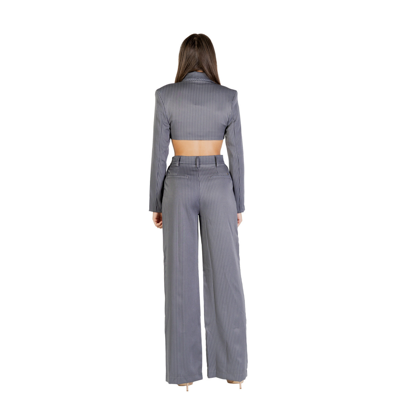 Tuta intera Colcci; Misto Viscosa Stretch. Dettagli cut-out, bottoni frontali, gamba larga. Jumpsuit donna elegante per cerimonie ed eventi serali. Vista posteriore 