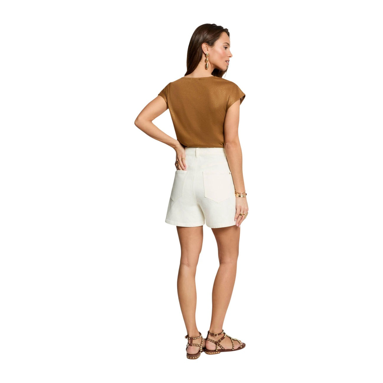 T-shirt Morgan De Toi Marrone; 66% Viscosa, 34% Poliestere. Scollo a V, tessuto lucido leggero, vestibilità relaxed. Stile elegante-casual, ideale per la stagione Primavera/Estate.Posteriore intera 