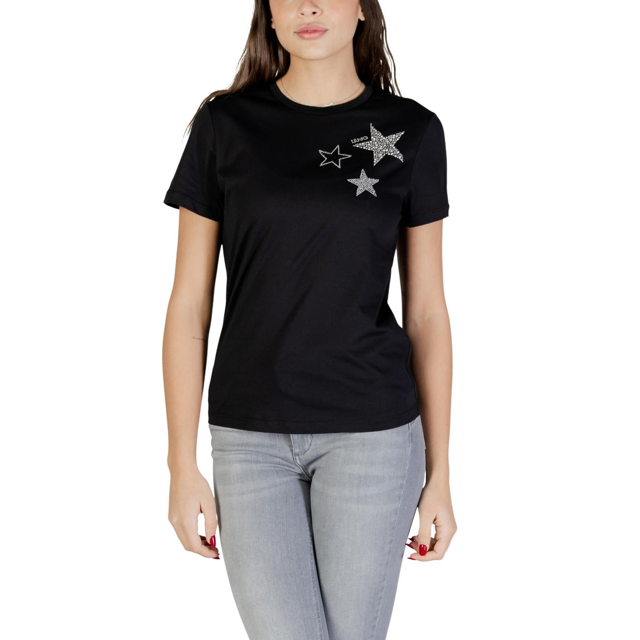 T-shirt Liu Jo donna nera con stampa stelle maniche corte scollo tondo 100% cotone - vista frontale indossata da modello figura intera
