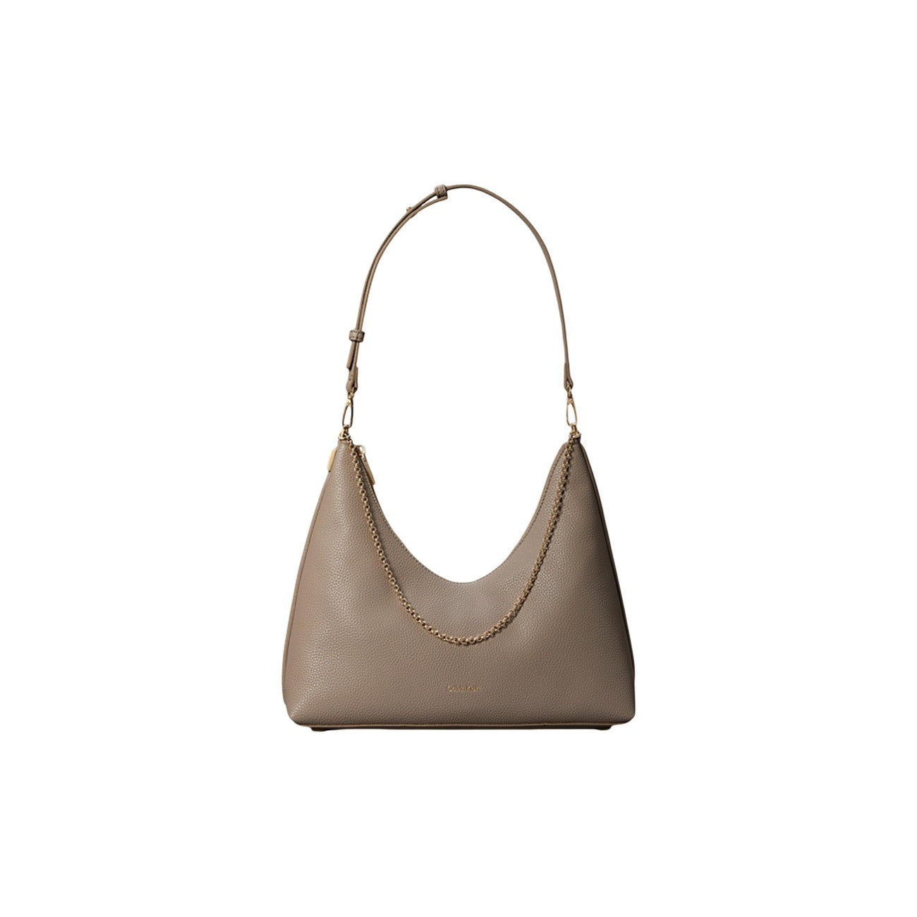 Borsa Hobo Calvin Klein mezzaluna; ecopelle martellata, doppia portabilità (spalla/tracolla), piedini antigraffio. Dimensioni 29x34x12 cm. L'accessorio sofisticato per il look urbano. Colore beige 