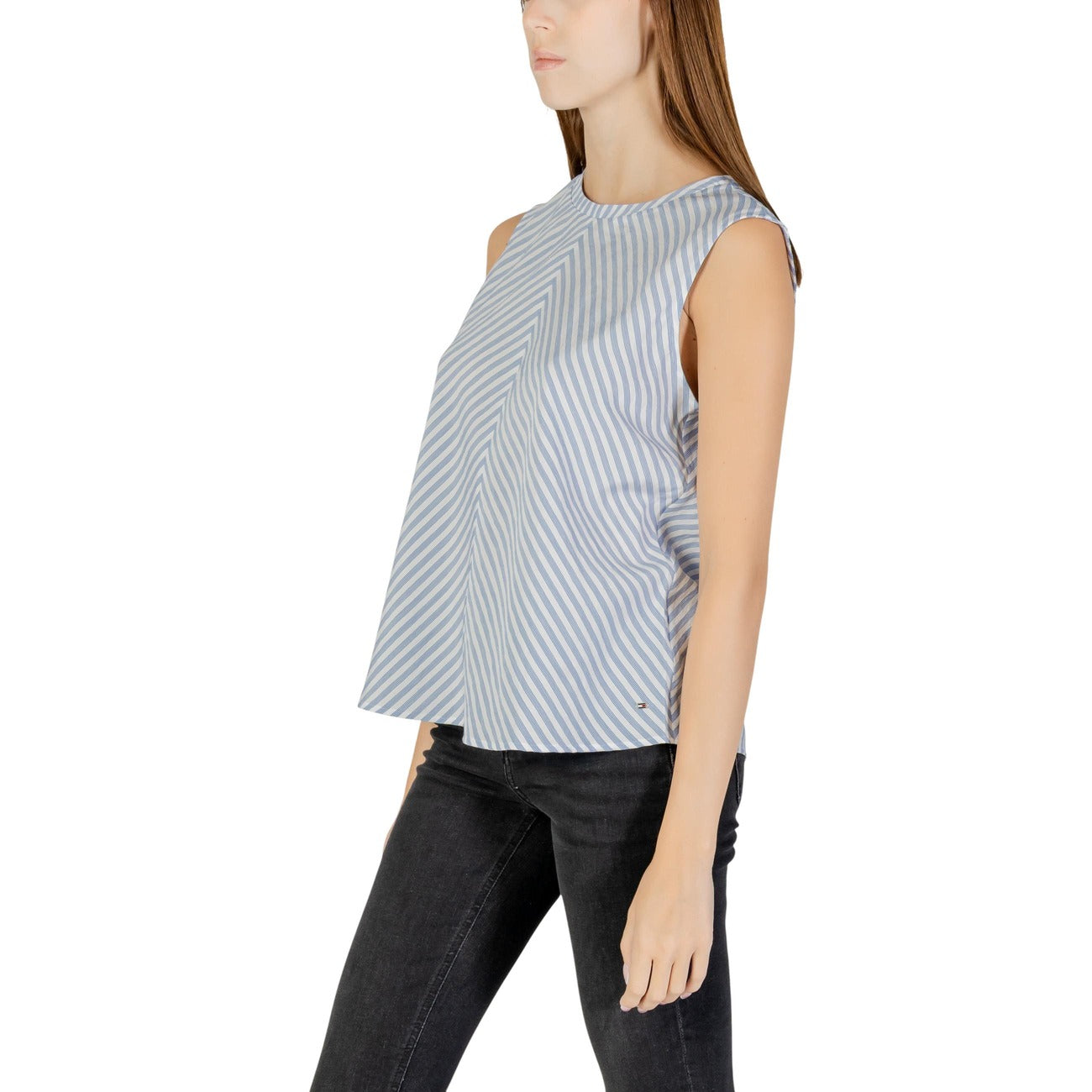 Canotta Tommy Hilfiger Jeans; Blu. 100% Cotone. Senza maniche, scollo rotondo, motivo a righe diagonali. Tessuto leggero, vestibilità morbida, stile 4 stagioni. Laterale 