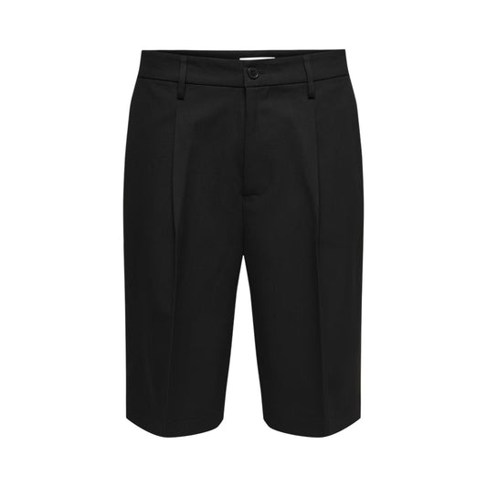 Bermuda Neri Loose Tailored Only & Sons; 78% Poliestere Riciclato. Vestibilità ampia, dettagli sartoriali, tessuto elasticizzato e leggero. Eleganti, sostenibili e freschi per l'estate. Frontale stesa 
