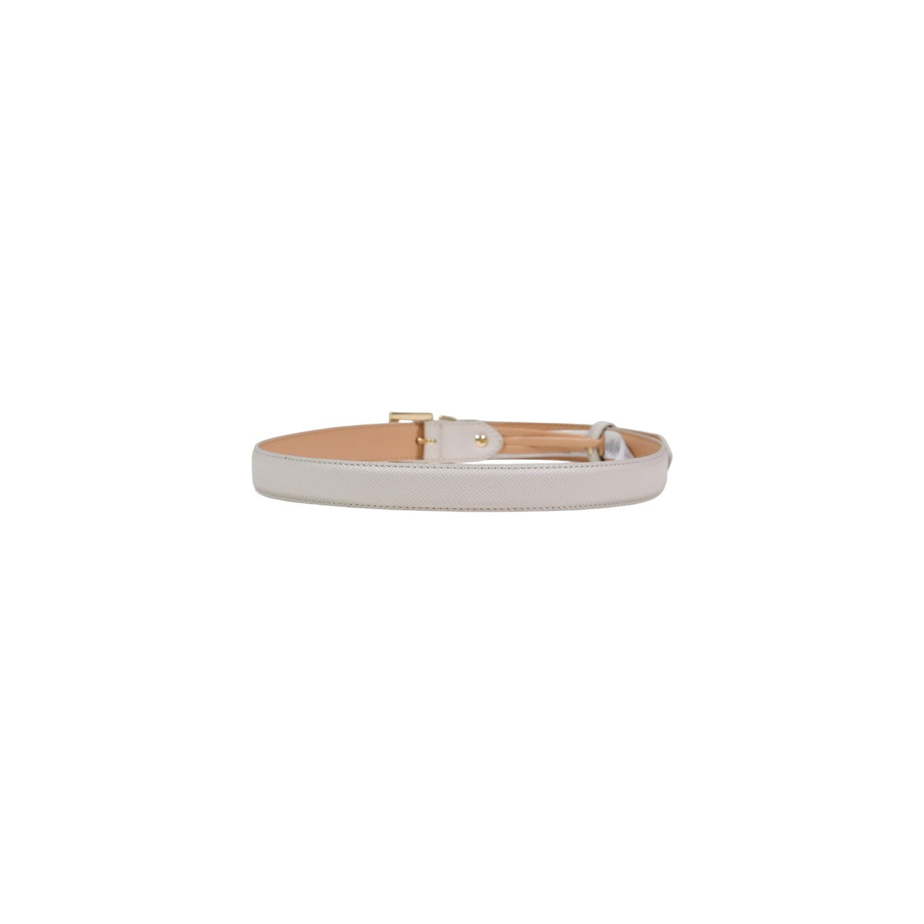 Cintura Guess Noelle II; Altezza 25 mm. Fibbia metallica logata, regolabile, finitura liscia. Accessorio donna elegante e versatile Vista posteriore 