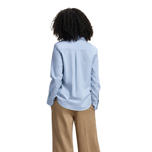 Camicia Only donna blu modello 15376883. Blusa a maniche lunghe in cotone elasticizzato blu scuro con scollo a V, colletto classico e applicazioni di fiocchi e perline sul davanti, camicia elegante e romantica per la mezza stagione.