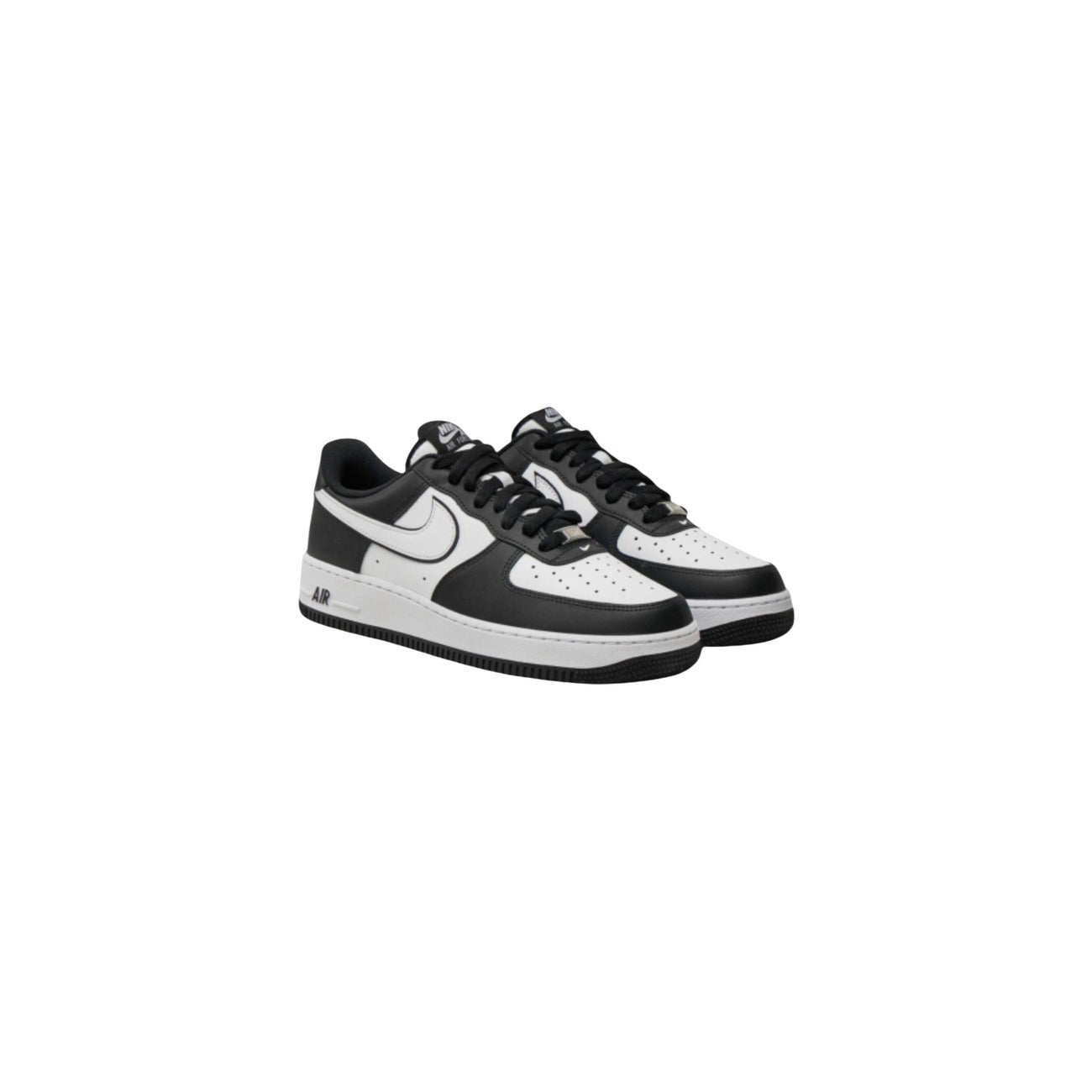 Sneakers Nike Air Force 1 bianche uomo DV0788. Scarpe sportive da uomo bianche bicolore in 100% pelle con logo Swoosh a contrasto, ammortizzazione AIR, punta traforata traspirante e suola in gomma 3 cm, scarpe casual streetwear 4 stagioni.