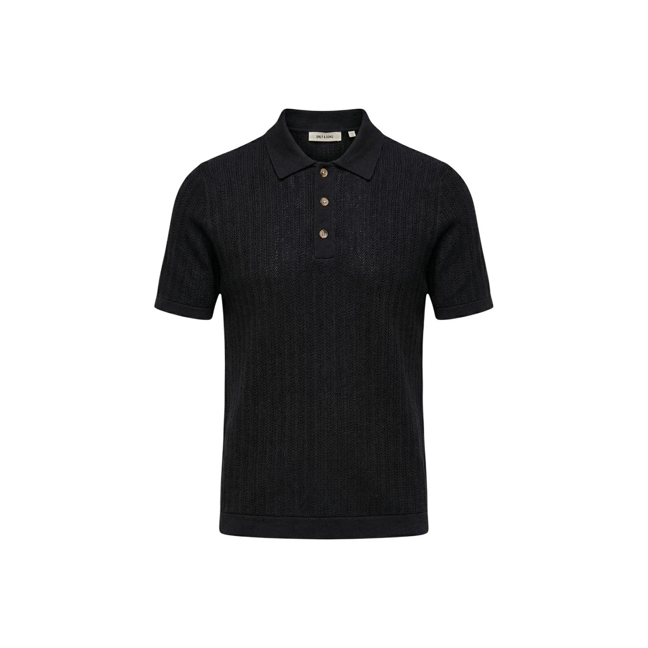 Polo nera Only & Sons Onsmoon Knit, 80% cotone e 20% nylon, texture in maglia fine e chiusura a tre bottoni; maglia polo leggera dalla vestibilità regular e stile ricercato. Vista frontale Stesa