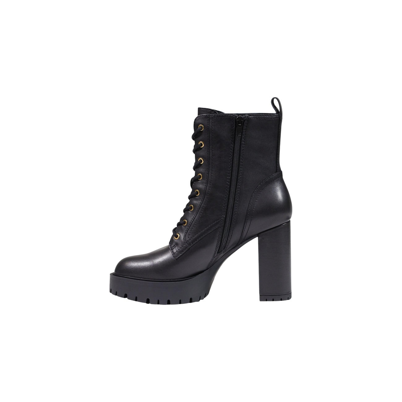 Stivaletti Pinko CLARA 03 neri tacco alto donna SD0581P001. Anfibi eleganti in pelle nera con tacco largo squadrato da 10 cm, fondo con carrarmato, zip laterale per la calzata e logo applicato, scarpe da donna mezza stagione.