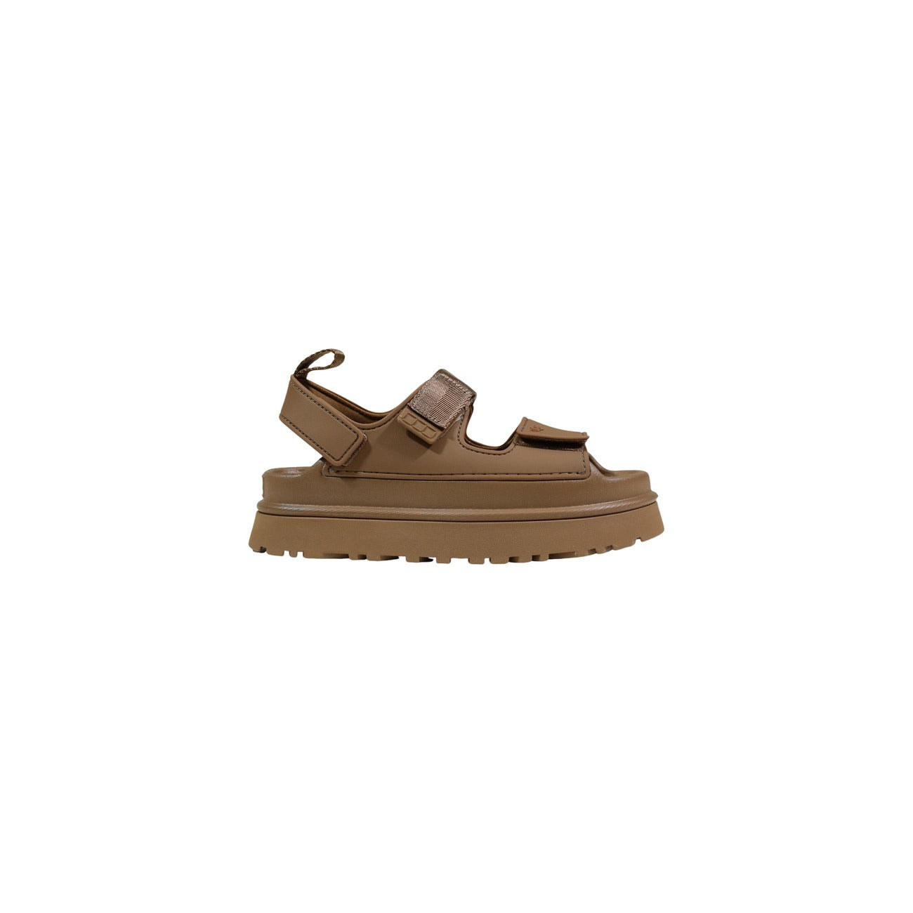 Sandali UGG GoldenGlow; design chunky a plateau, suola a carrarmato, chiusura regolabile, materiale ecosostenibile EVA da canna da zucchero. Audacia e comfort per l'estate. Colore marrone