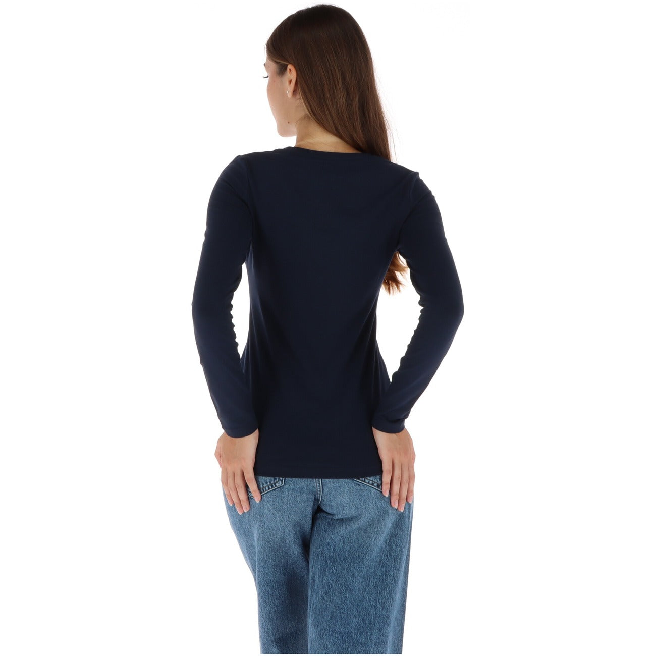T-shirt blu maniche lunghe donna Pepe Jeans PL505203 Dulwich Blue. Maglia aderente in cotone biologico ed elastan con logo frontale e girocollo a costine.