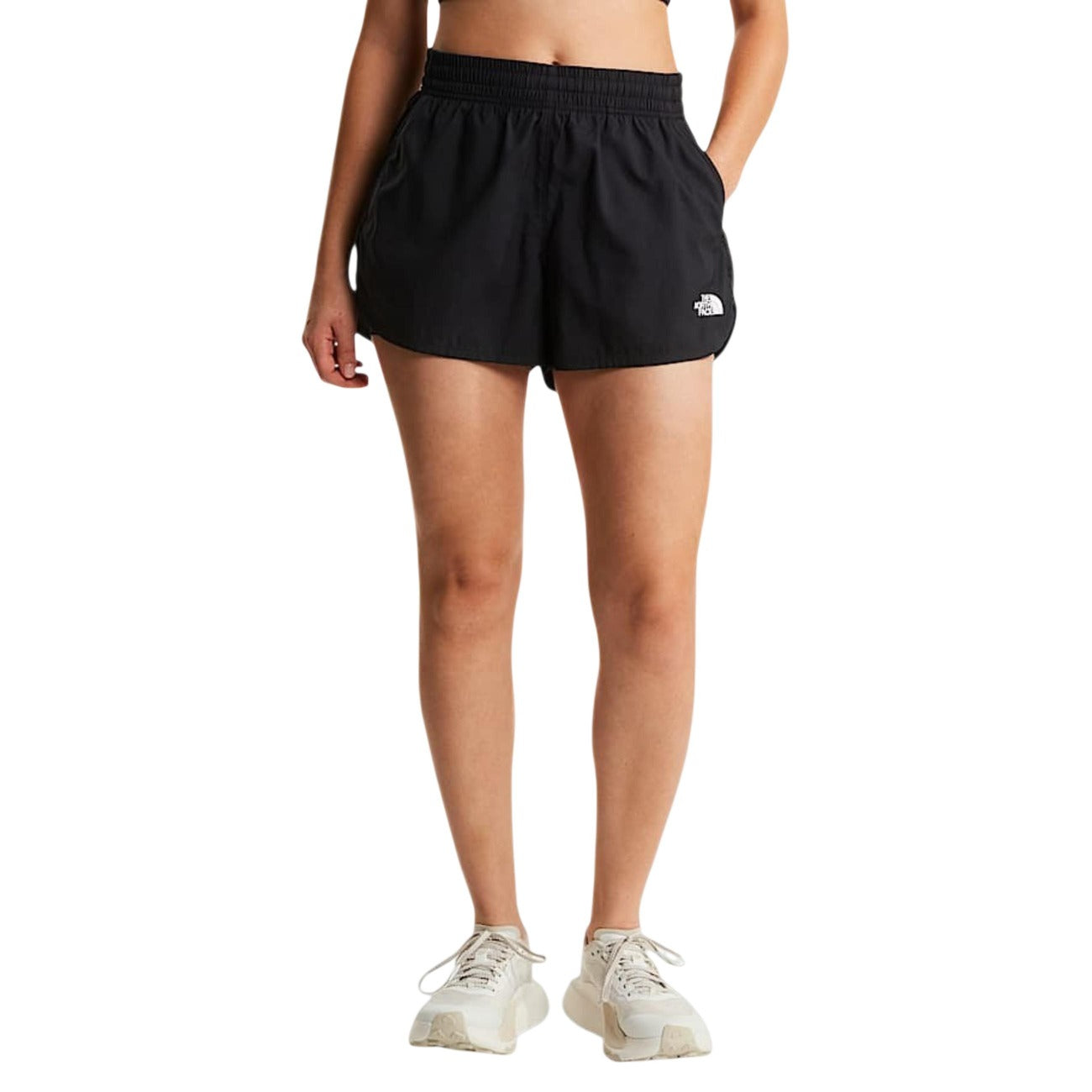 The North Face Flex 2 in 1 Shorts; tecnologia FlashDry™, fodera interna con tasca telefono, vita elastica. Il pantaloncino tecnico definitivo per corsa e palestra. Vista frontale 