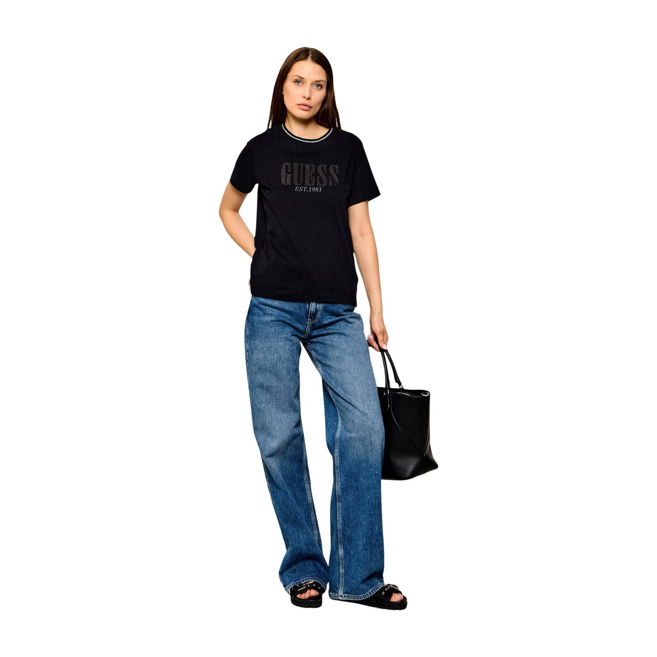 Jeans Guess wide leg blu donna W6YA1A D1339. Jeans a gamba larga e vita alta da donna in puro cotone blu, modello mom fit regular con 5 tasche e cerniera zip frontale, abbigliamento casual 4 stagioni.