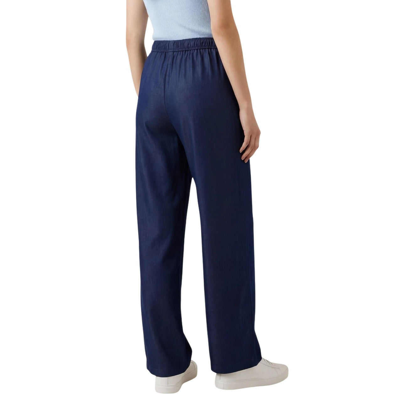 Only Onliria Life 15367382, pantaloni wide leg chambray con vita elasticizzata; coulisse frontale, tessuto leggero bi-stretch e silhouette fluida moderna. Vista posteriore 