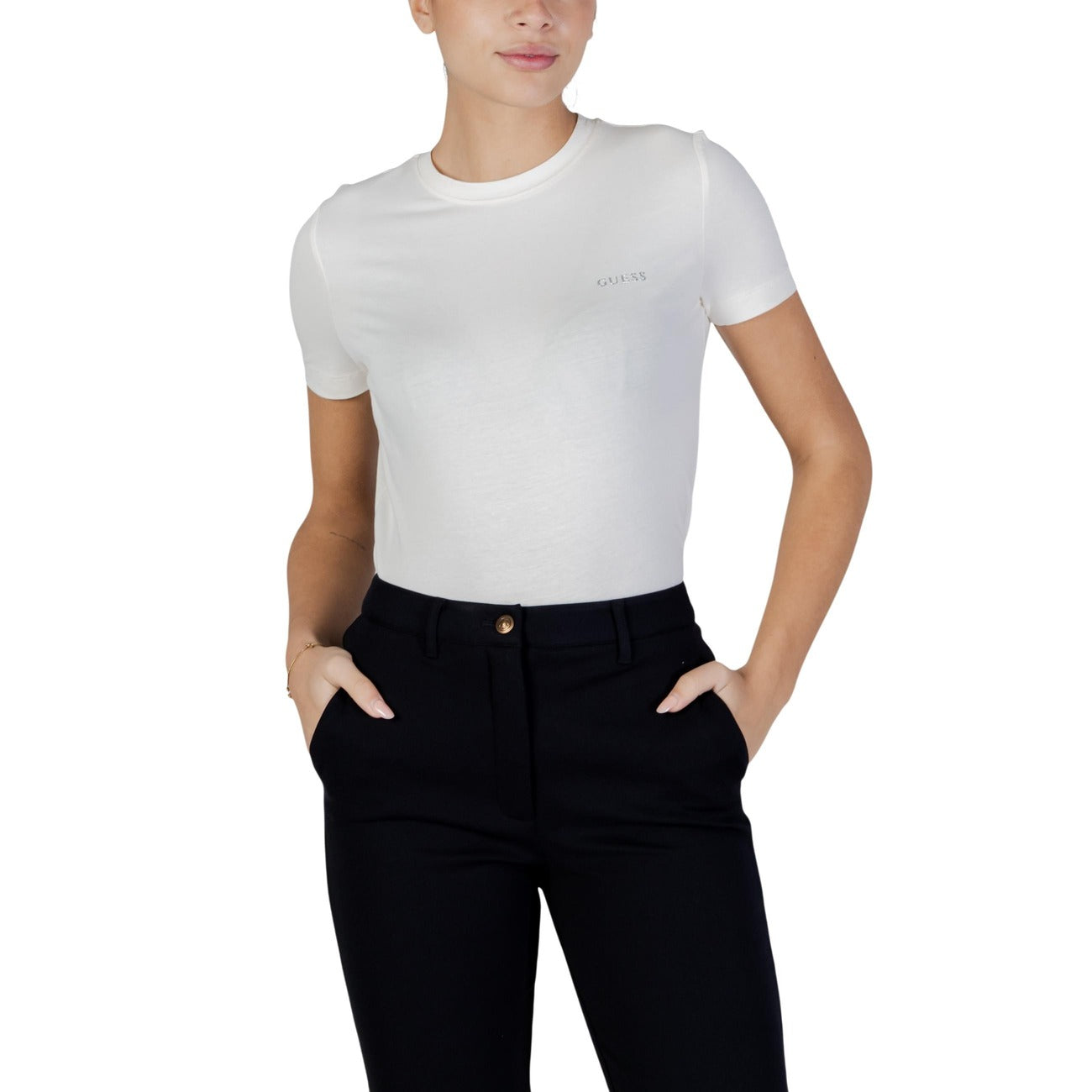 T-shirt Guess Active donna bianca manica corta scollo tondo 95% cotone 5% elastan - vista frontale
