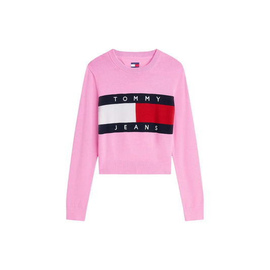 Maglia Tommy Jeans donna rosa DW0DW22930. Pullover girocollo in 100% cotone biologico con logo flag oversize intarsiato sul petto, vestibilità regular e spalle calate, abbigliamento donna autunno inverno.