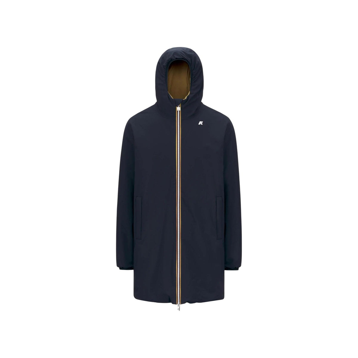 Giambotto impermeabile uomo K-Way Jacob K6128WW reversibile. Capospalla 3/4 da uomo con lato esterno blu impermeabile e lato interno beige antivento, imbottitura leggera in ovatta, cappuccio e cuciture termonastrate, abbigliamento autunno inverno.