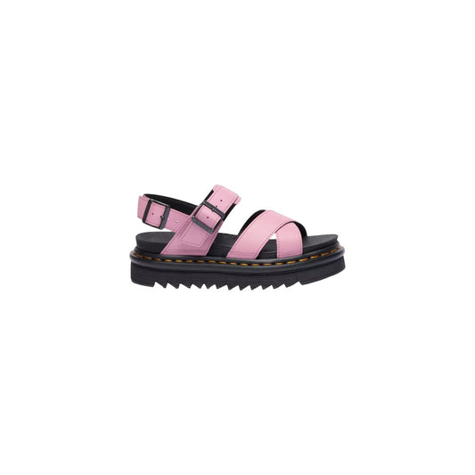 Dr. Martens Voss II Sandal; Dusty Rose. 100% Pelle Athena. Suola Zebrilus in EVA, plantare memory foam SoftWair, chiusura con doppia fibbia. Stile casual-chic estivo. Vista laterale 