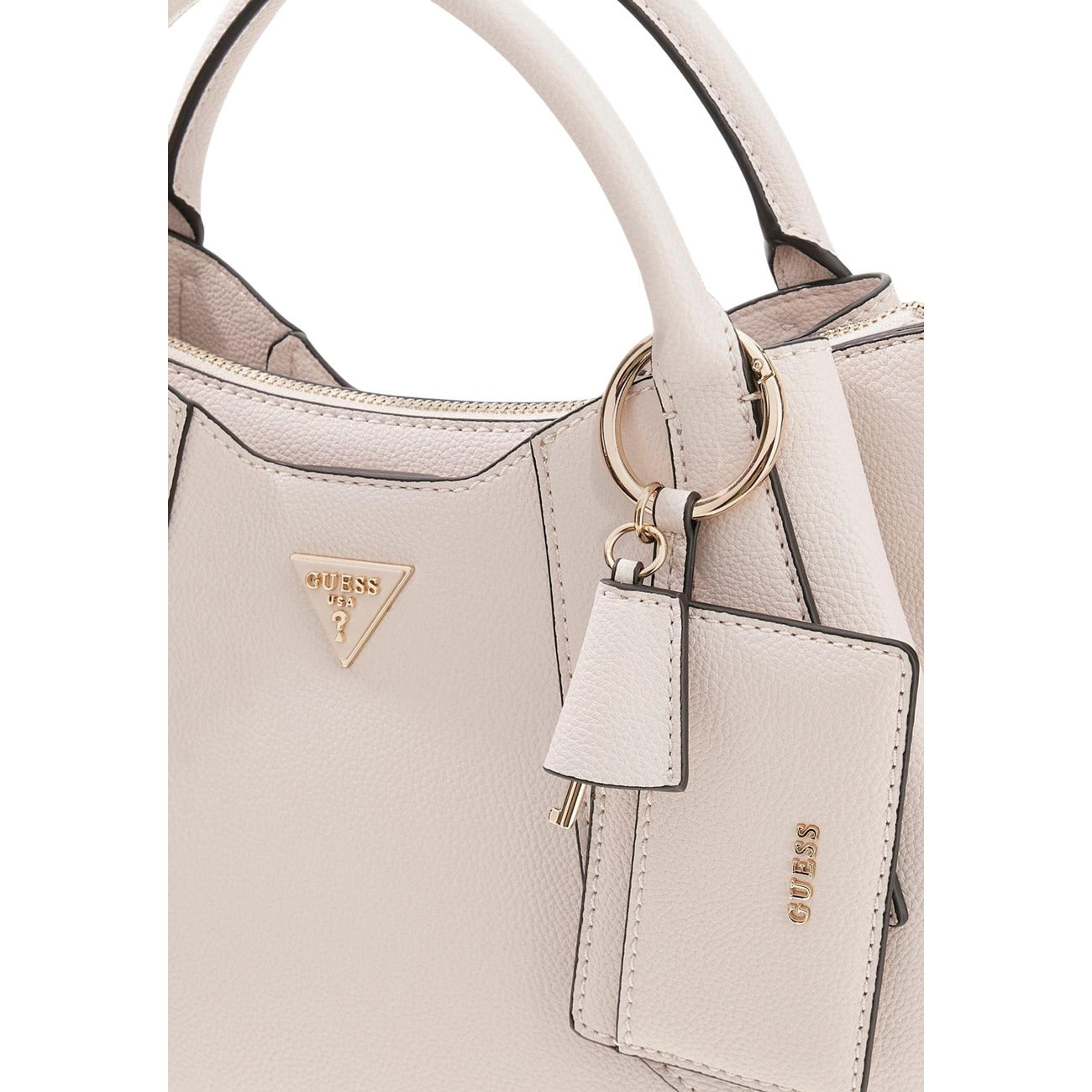 borsa a mano Guess Darcy Girlfriend Satchel in similpelle color pietra. Dettagli logo frontale 