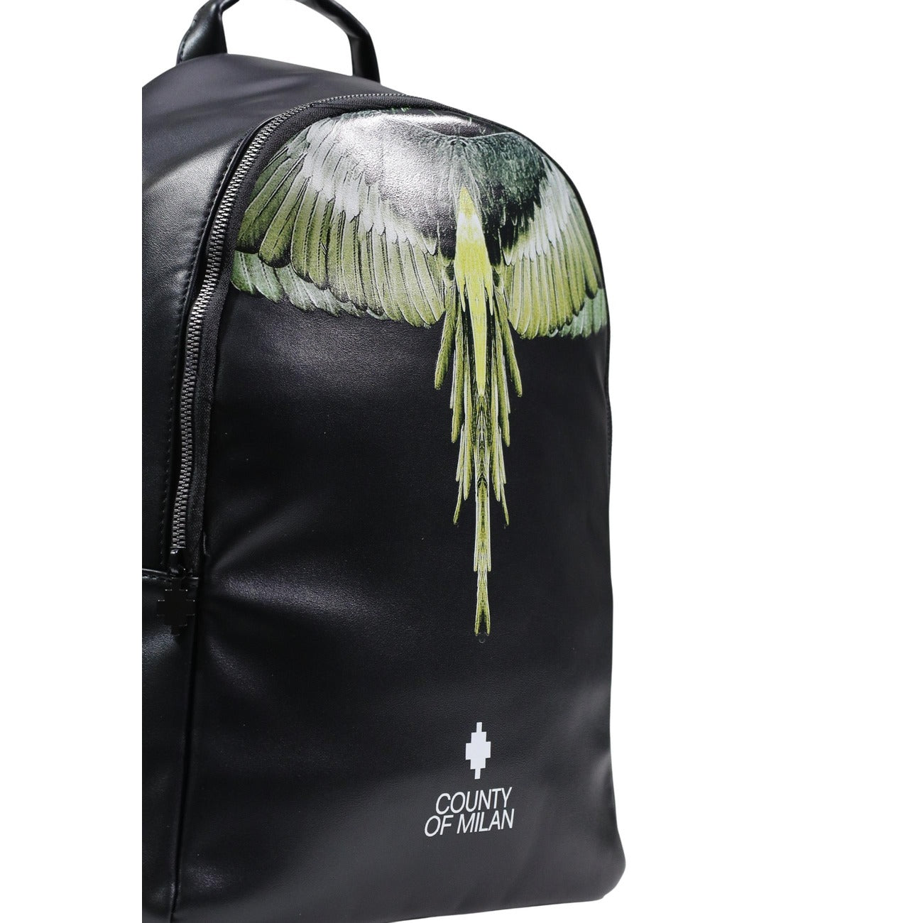 Zaino County of Milan Wings; ecopelle premium, stampa grafica artistica, spallacci regolabili, logo a contrasto. L'accessorio urban must-have per la città.