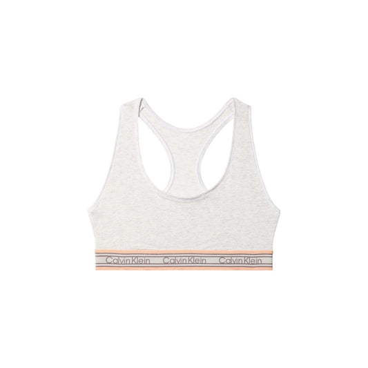 Bralette Sfoderata Bianco Donna Calvin Klein; Tessuto elasticizzato in cotone e modal con retro a vogatore e coppe senza imbottitura. Modello pull-on con fascia piatta senza cuciture, stile sportivo primavera-estate. Vista Frontale stesa 