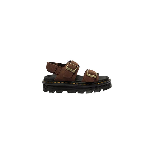 Dr. Martens Zebzag Sandal; Sepia Brown. 100% Pelle Tumbled Nubuck WP. Suola ibrida ammortizzata, cinturino regolabile, resistente all'acqua. Stile casual premium. Laterale 